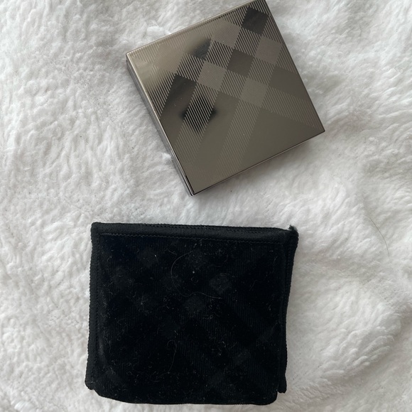 Burberry Sheer Eyeshadow - Picture 2 of 5